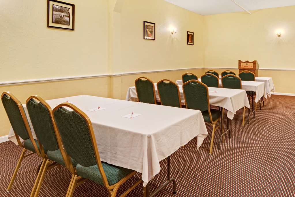 Hotel Ramada By Wyndham Kittery Facilités photo